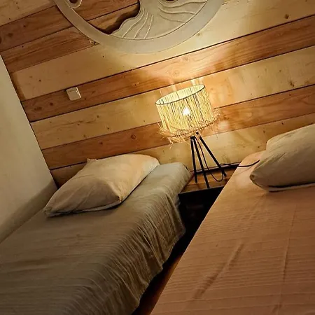 Holiday home La Maison Des Explorateurs *